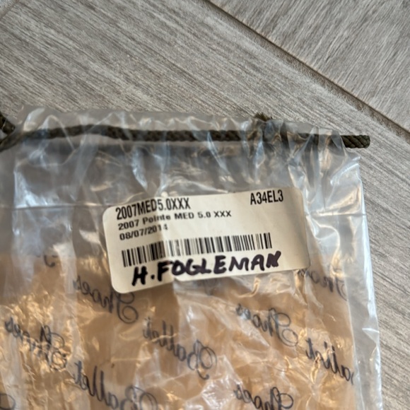 Grishko Pointe ballet slippers, never worn; med 5.0 xxx - Picture 5 of 6